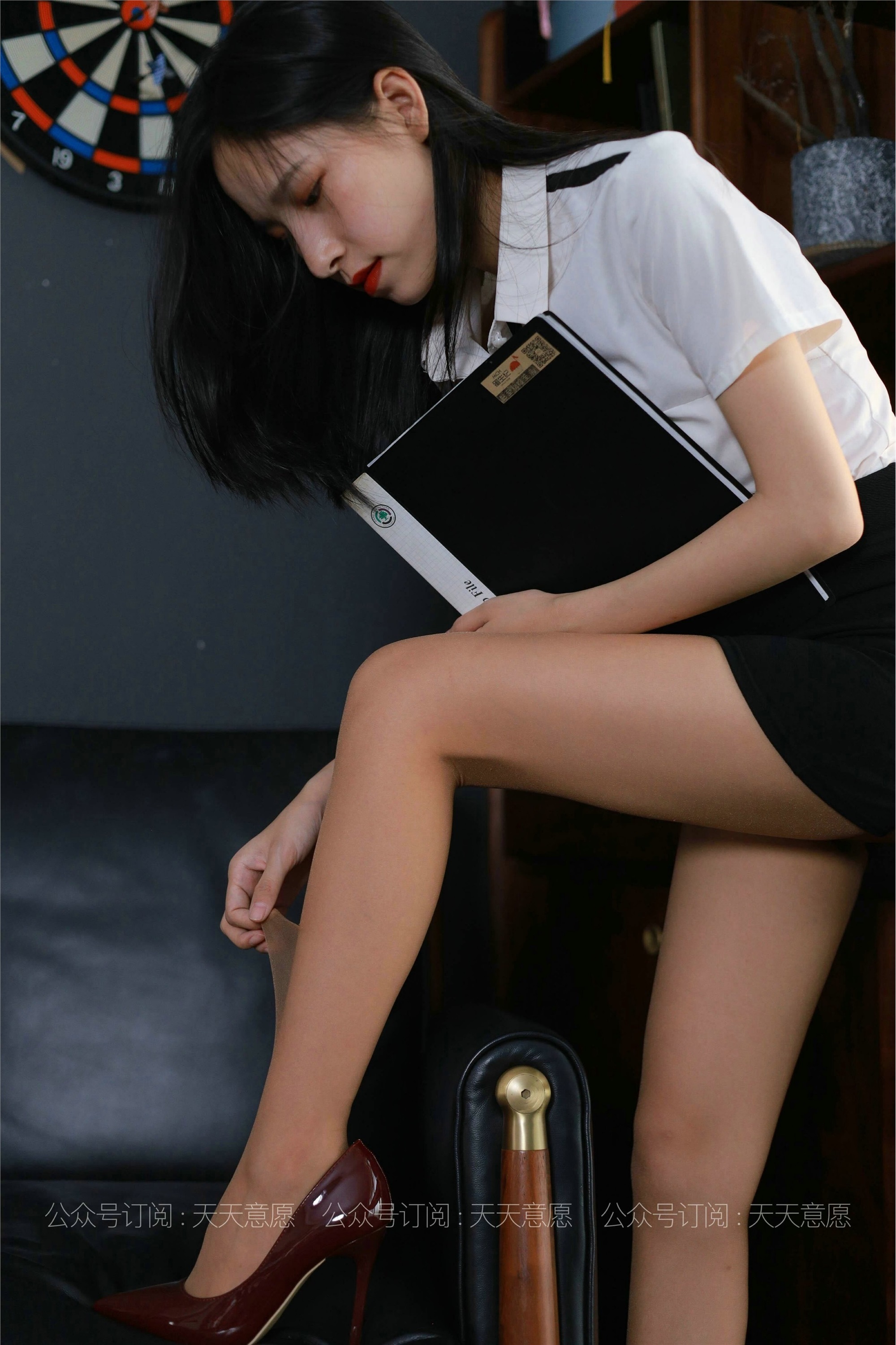 IESS异思趣向  2021.07.19 丝享家865：美子《美丽女同事》